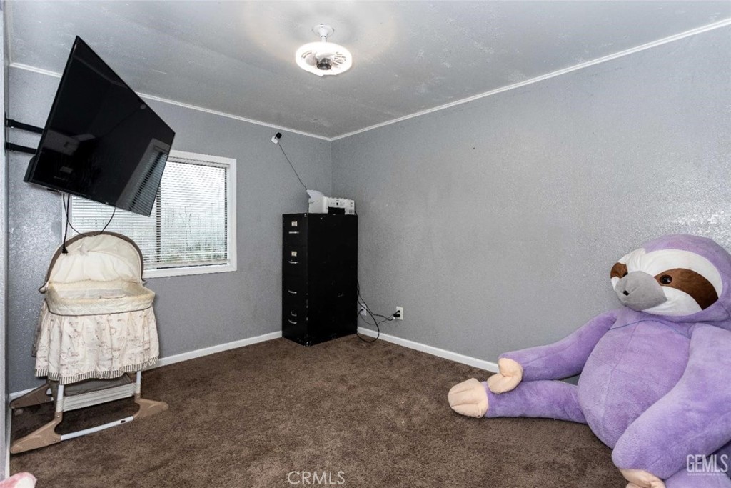 975 N H #41, Tulare, CA 93274