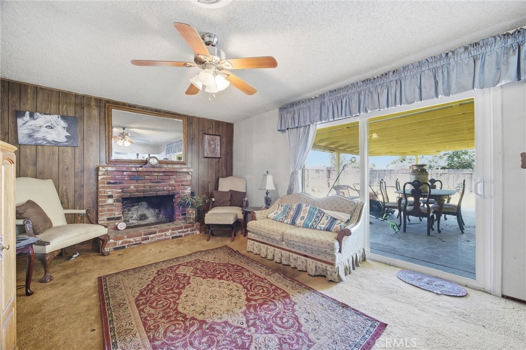 334 N Argyle St, Porterville, CA 93257