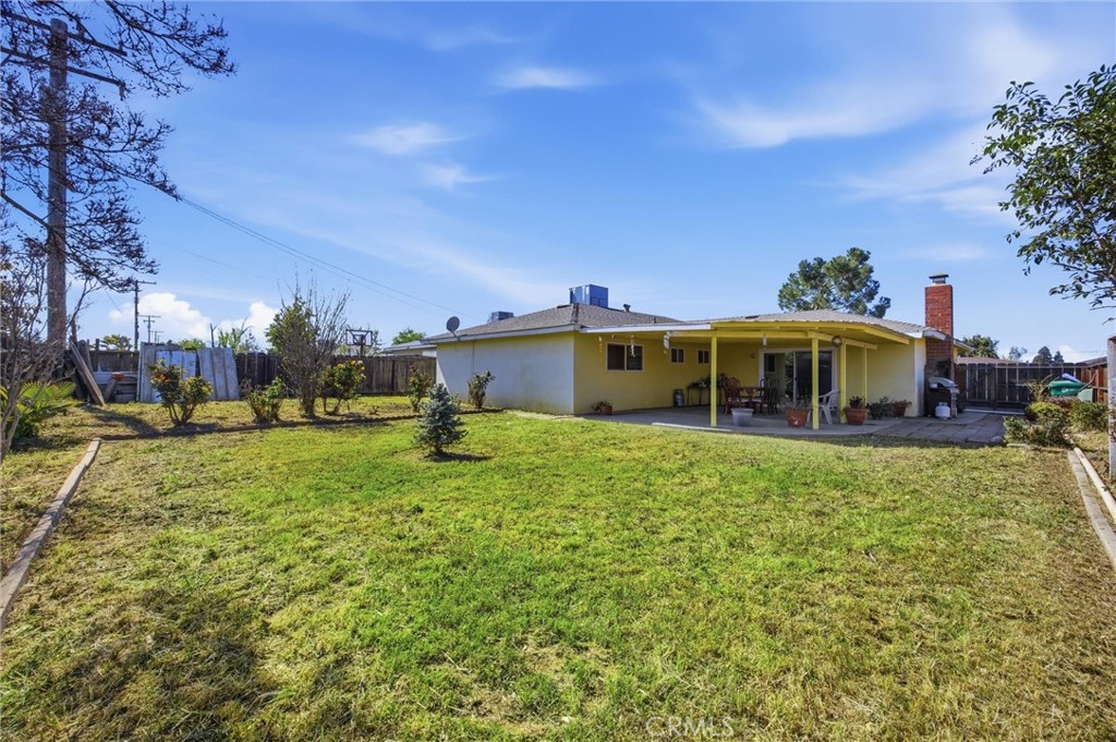 334 N Argyle St, Porterville, CA 93257