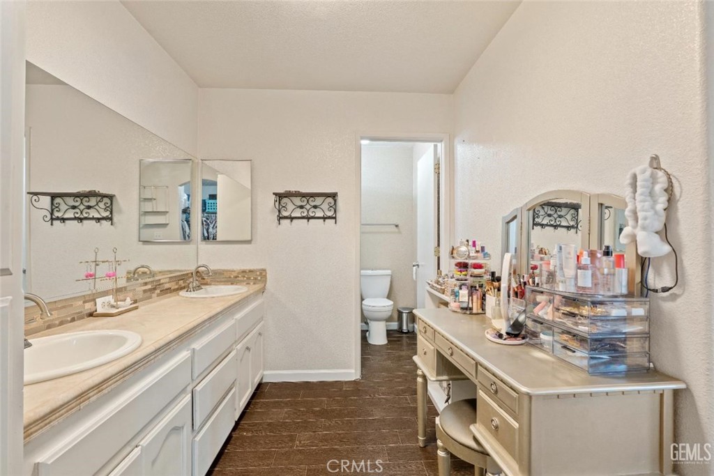 799 Moscato, Mcfarland, CA 93250