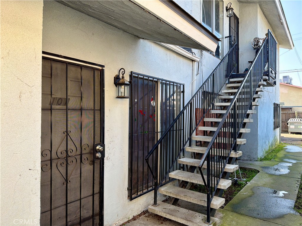 329 N Diana, Fresno, CA 93701