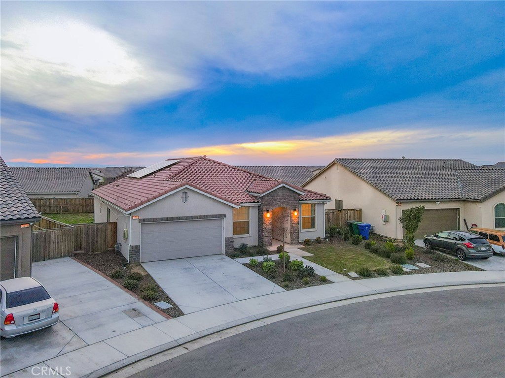 3317 WHISPERING BRK LANE, Shafter, CA 93263