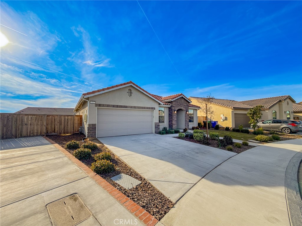 3317 WHISPERING BRK LANE, Shafter, CA 93263