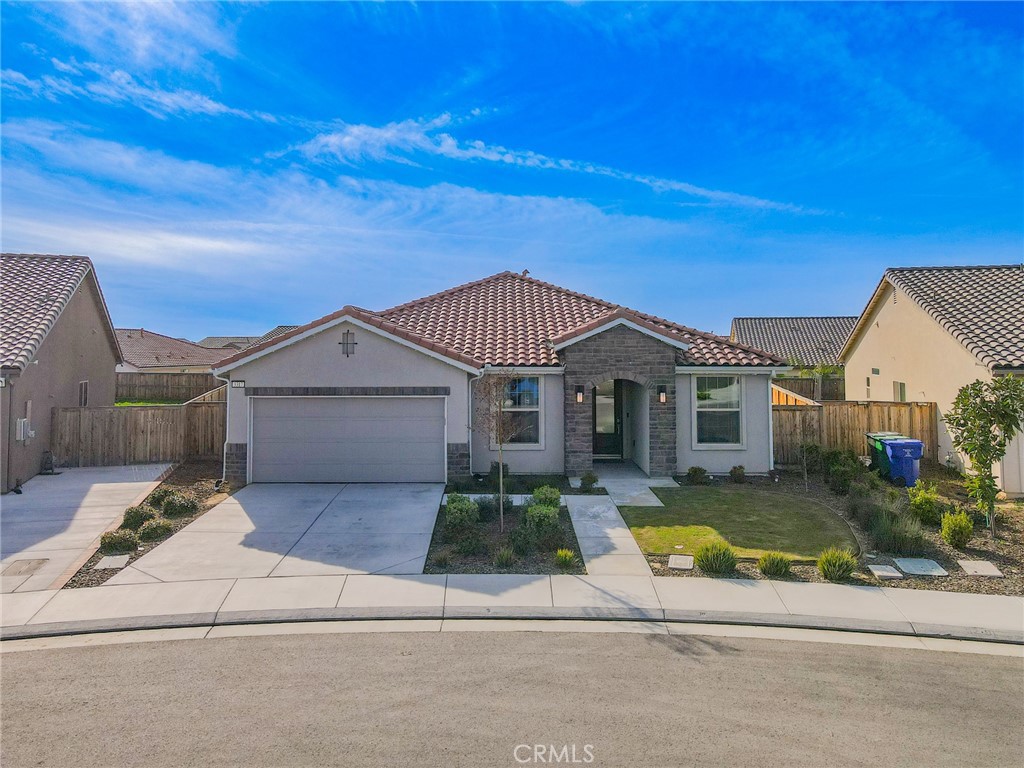 3317 WHISPERING BRK LANE, Shafter, CA 93263
