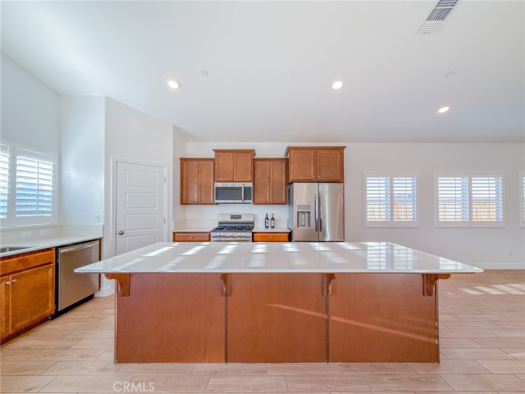 3317 WHISPERING BRK LANE, Shafter, CA 93263