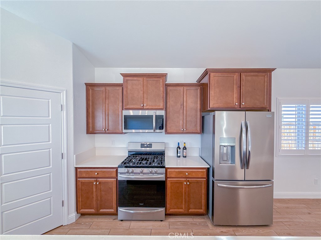 3317 WHISPERING BRK LANE, Shafter, CA 93263