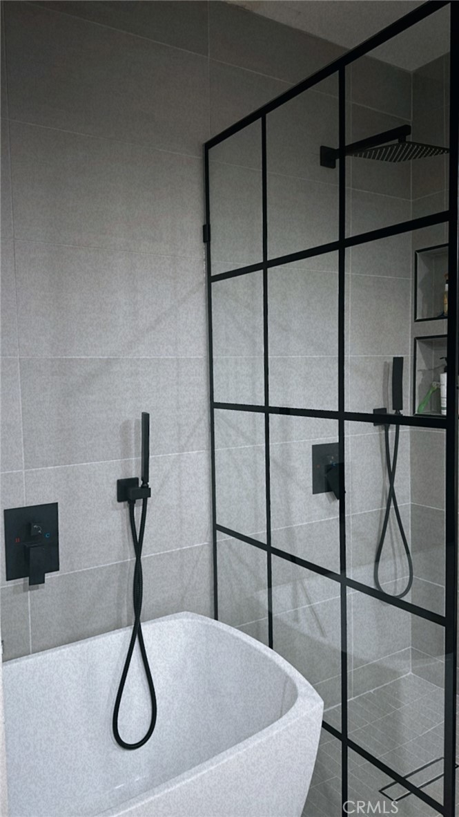 1527 W Palo Alto, Fresno, CA 93711