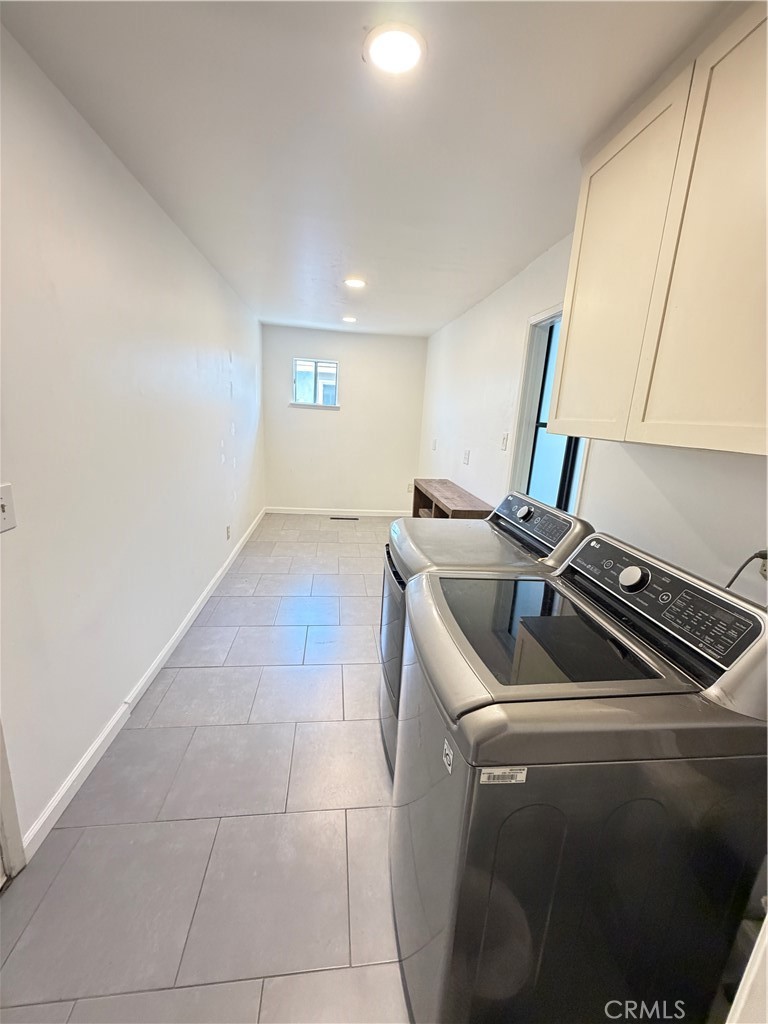 1527 W Palo Alto, Fresno, CA 93711