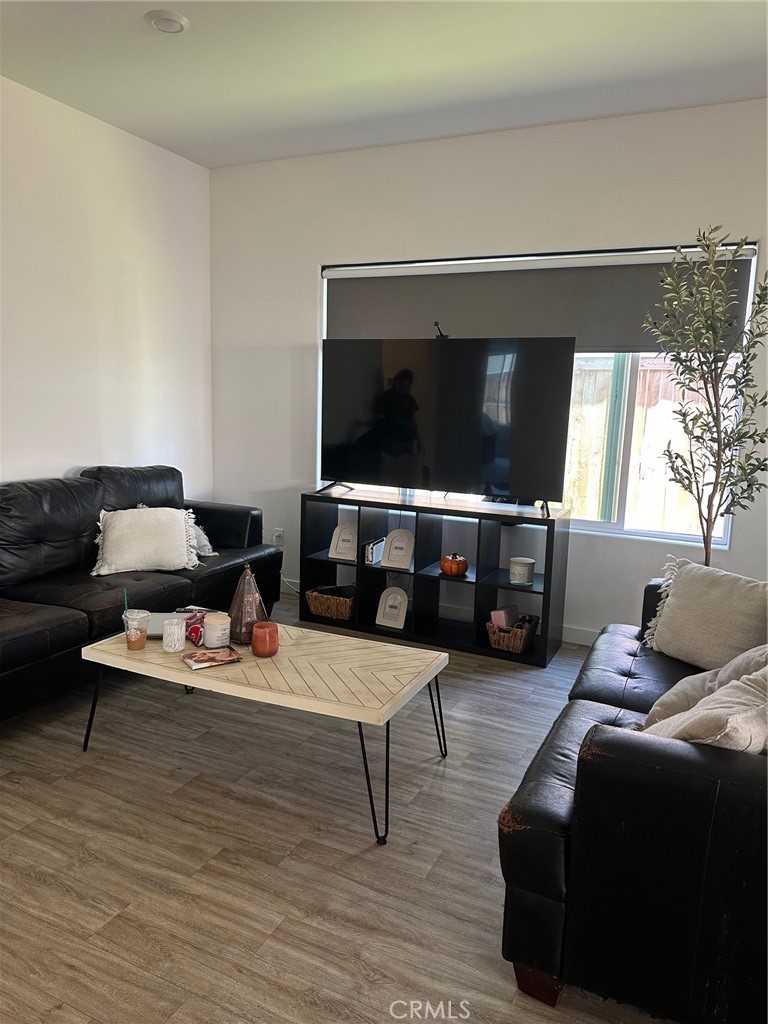 9610 Greenwood Glen, Shafter, CA 93263