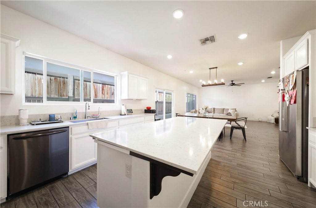 9612 Cobble Creek Dr, Shafter, CA 93263