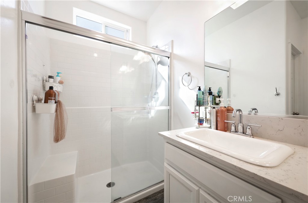 9612 Cobble Creek Dr, Shafter, CA 93263