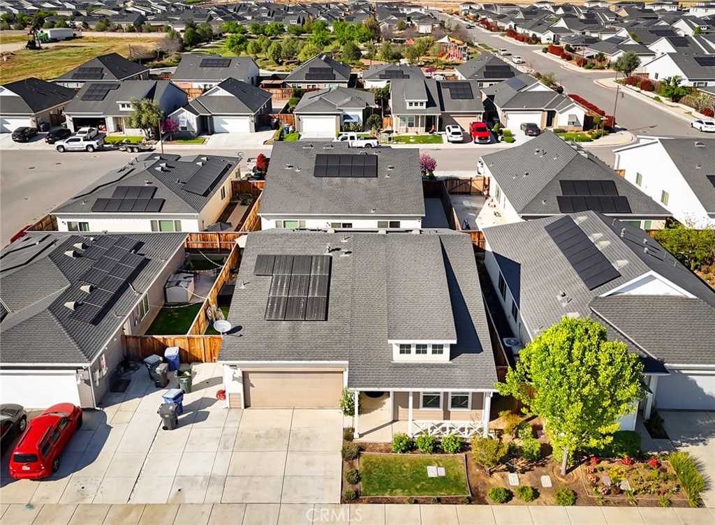 9612 Cobble Creek Dr, Shafter, CA 93263