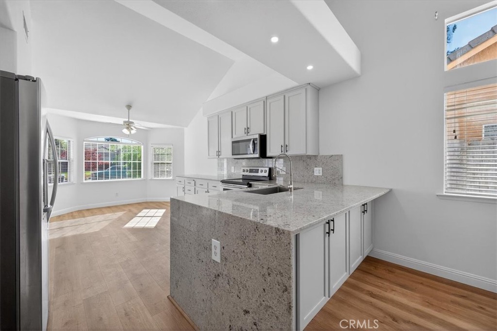 10291 N Whitney, Fresno, CA 93730