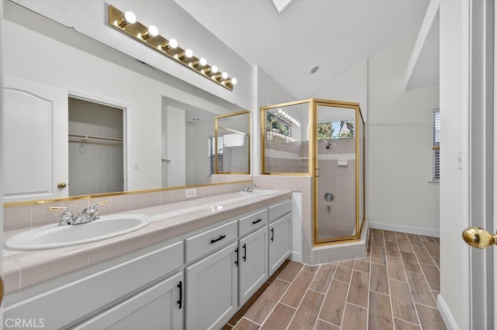 10291 N Whitney, Fresno, CA 93730