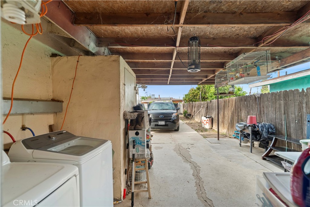 232 Rodriguez Ave, Shafter, CA 93263