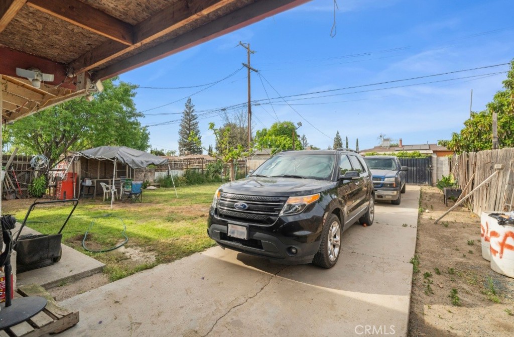 232 Rodriguez Ave, Shafter, CA 93263