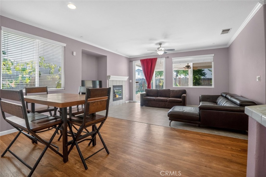 978 San Carlos Ave, Madera, CA 93637