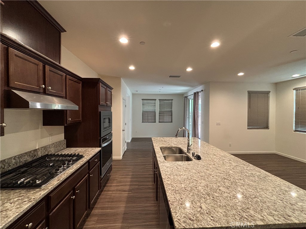 914 W Wishon, Madera, CA 93636