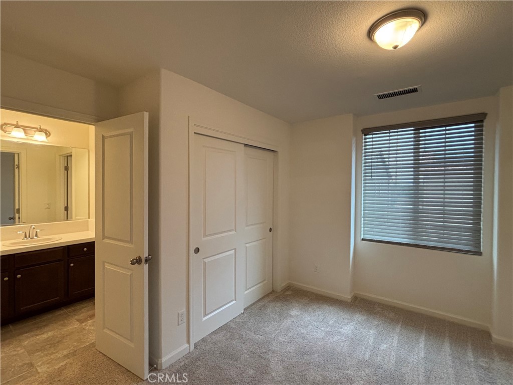 914 W Wishon, Madera, CA 93636