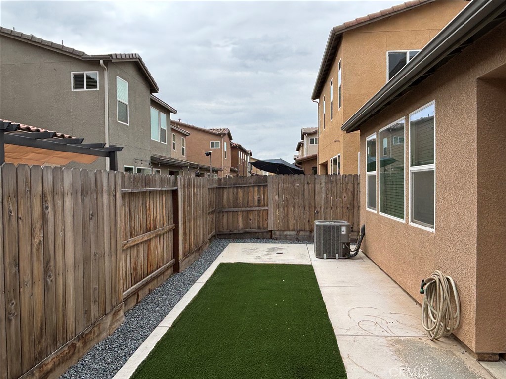 914 W Wishon, Madera, CA 93636