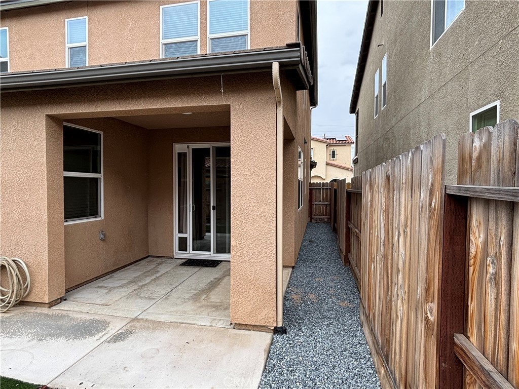 914 W Wishon, Madera, CA 93636