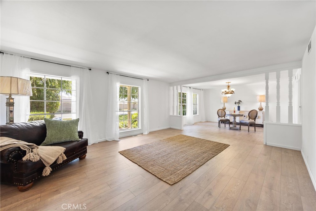 719 Mannel, Shafter, CA 93263