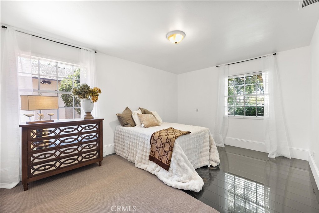 719 Mannel, Shafter, CA 93263
