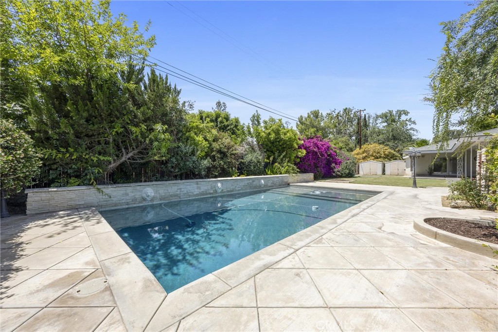 719 Mannel, Shafter, CA 93263