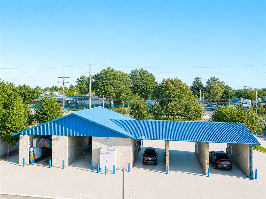 1220 W Houston, Visalia, CA 93291