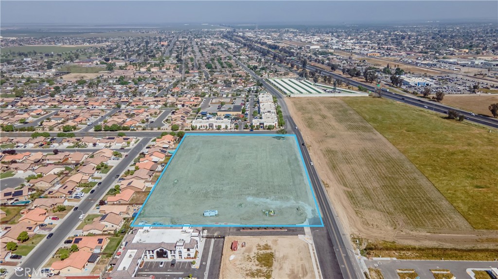 555 Dover Pkwy, Delano, CA 93215