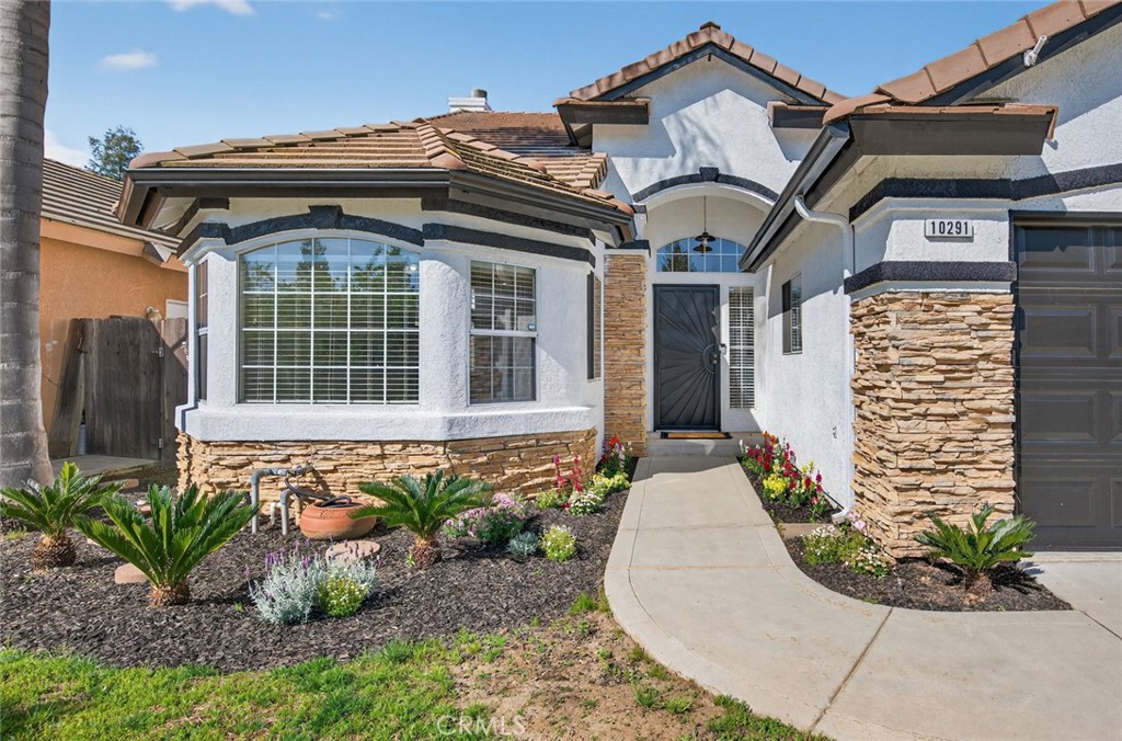 10291 N Whitney, Fresno, CA 93730