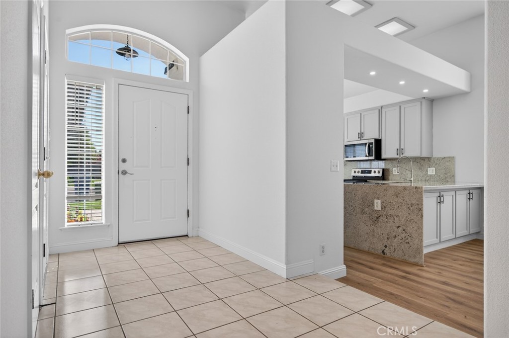 10291 N Whitney, Fresno, CA 93730
