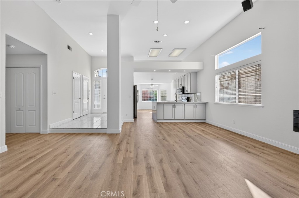 10291 N Whitney, Fresno, CA 93730