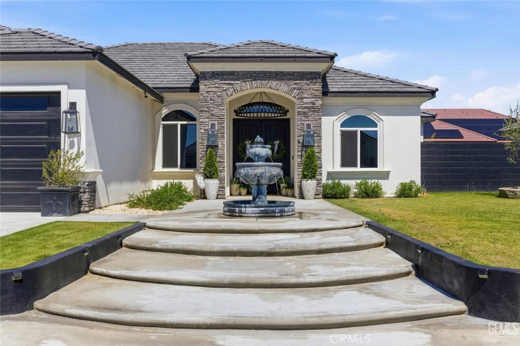 1008 Eckmann, Shafter, CA 93263