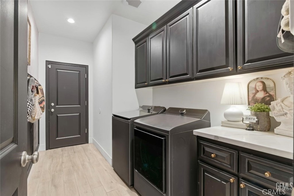 1008 Eckmann, Shafter, CA 93263