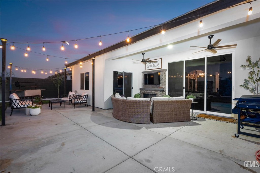 1008 Eckmann, Shafter, CA 93263