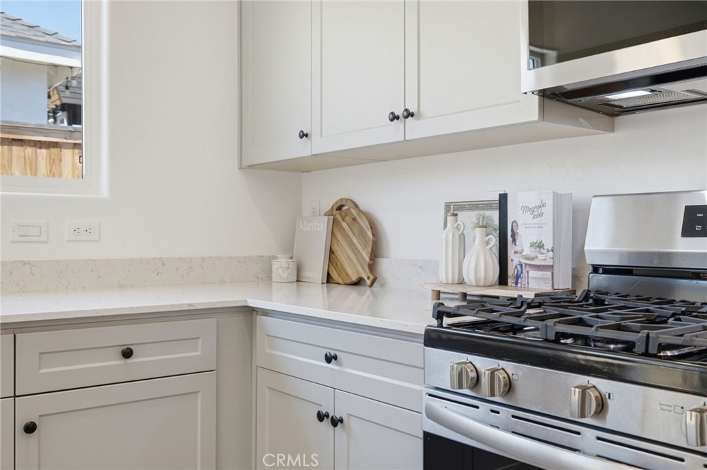9634 Maple Terrace Ln, Shafter, CA 93263