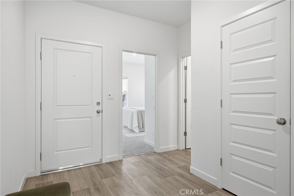 9634 Maple Terrace Ln, Shafter, CA 93263