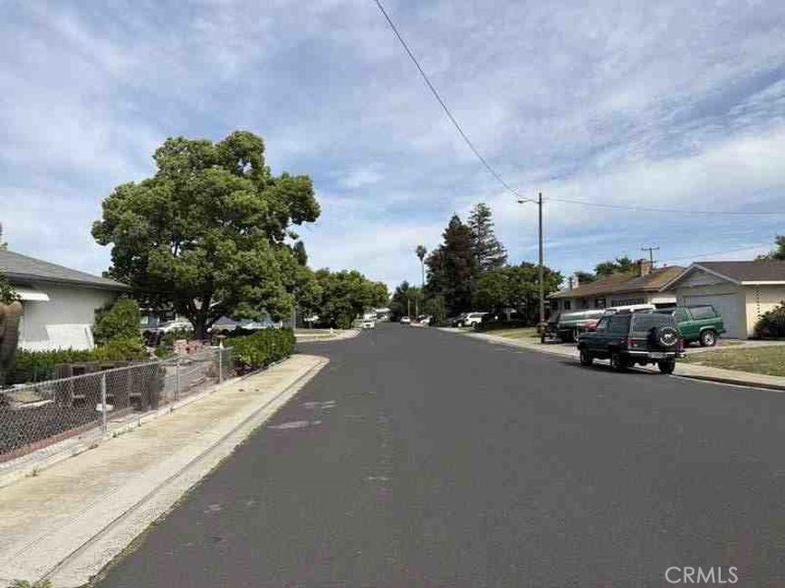 1275 Armstrong, Manteca, CA 95336