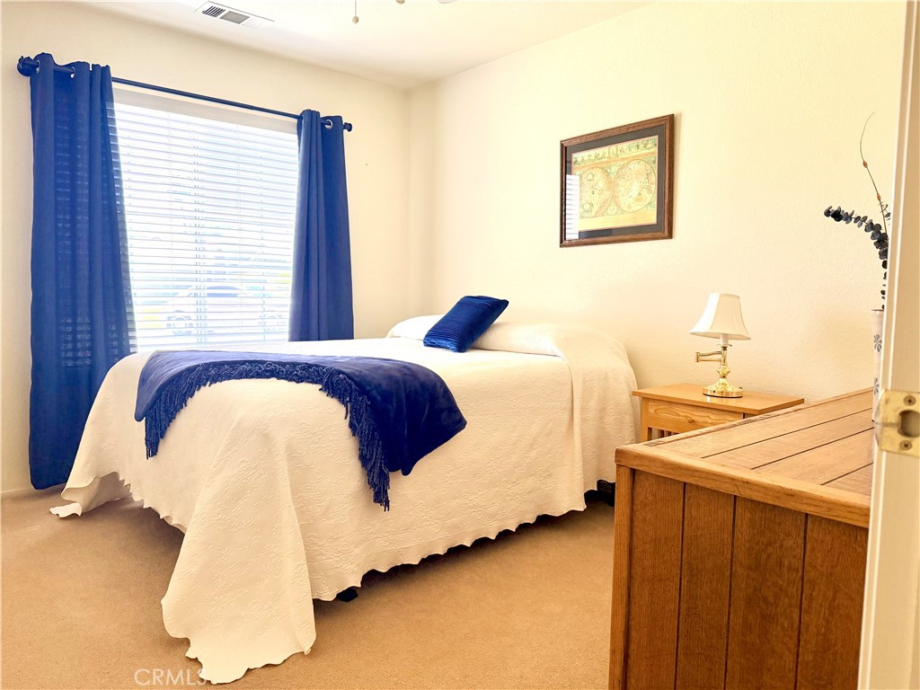 1044 N Sycamore Way, Porterville, CA 93257