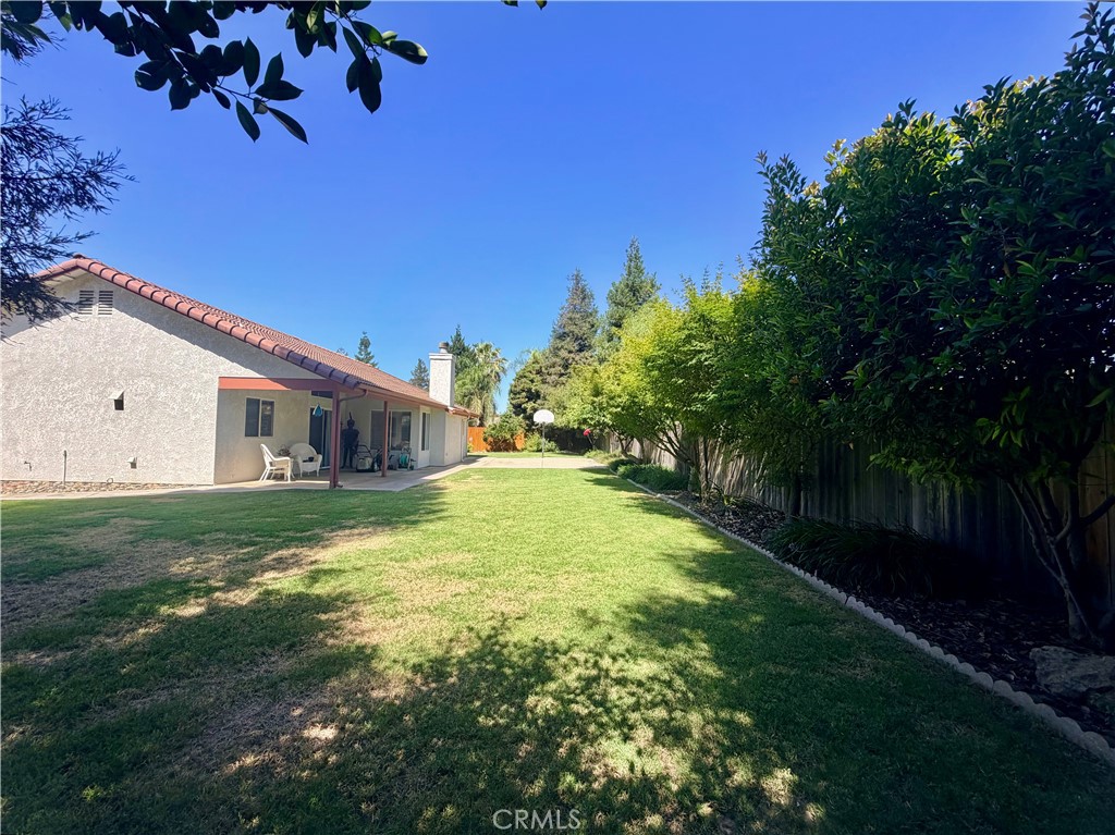 1044 N Sycamore Way, Porterville, CA 93257