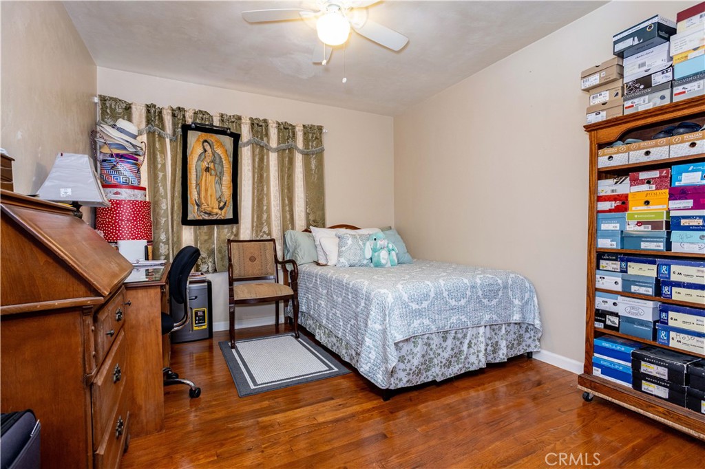 1101 S Mountain St, Visalia, CA 93277
