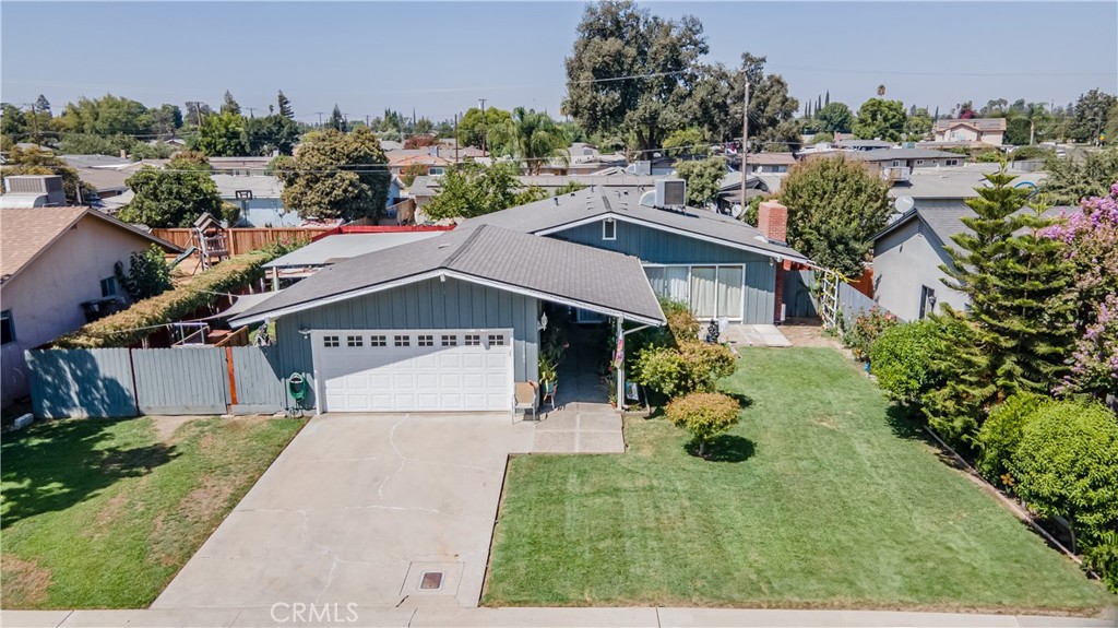 1101 S Mountain St, Visalia, CA 93277