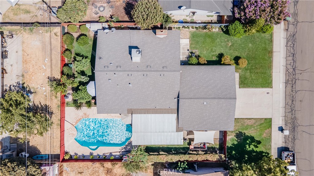 1101 S Mountain St, Visalia, CA 93277