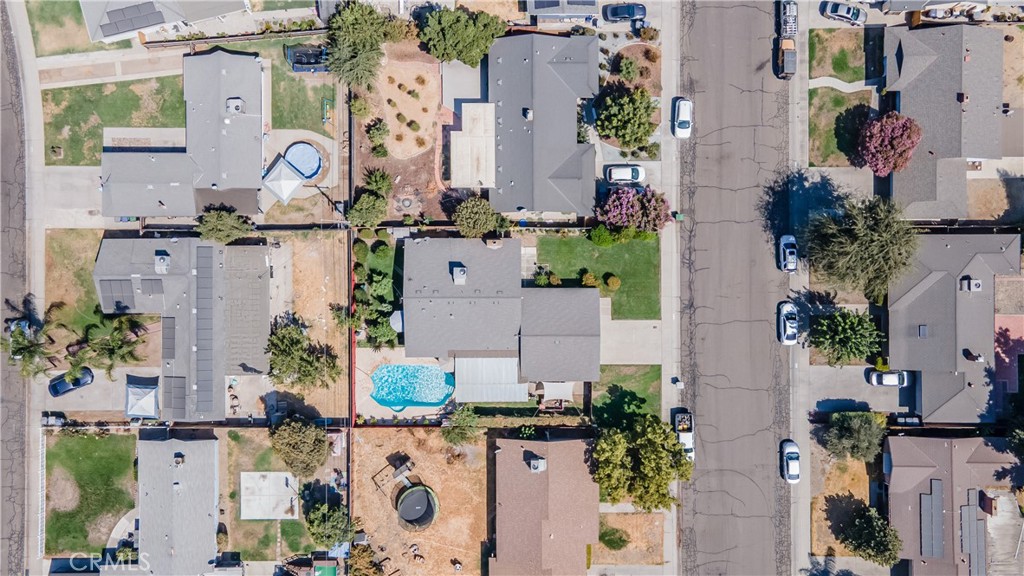 1101 S Mountain St, Visalia, CA 93277