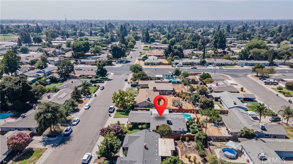 1101 S Mountain St, Visalia, CA 93277