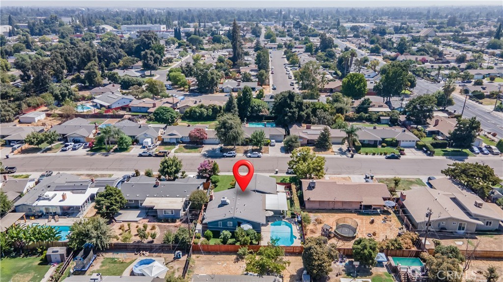 1101 S Mountain St, Visalia, CA 93277