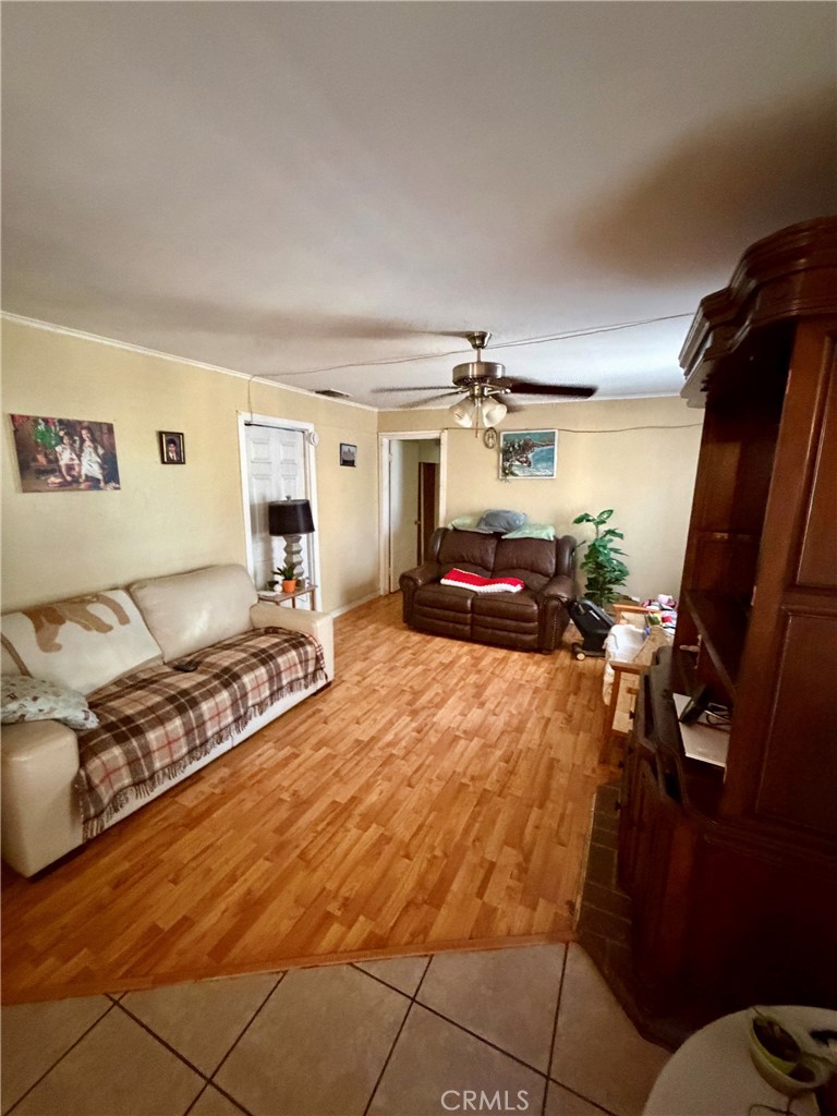 931 E List, Exeter, CA 93221