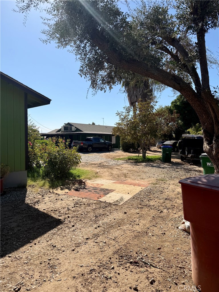 931 E List, Exeter, CA 93221