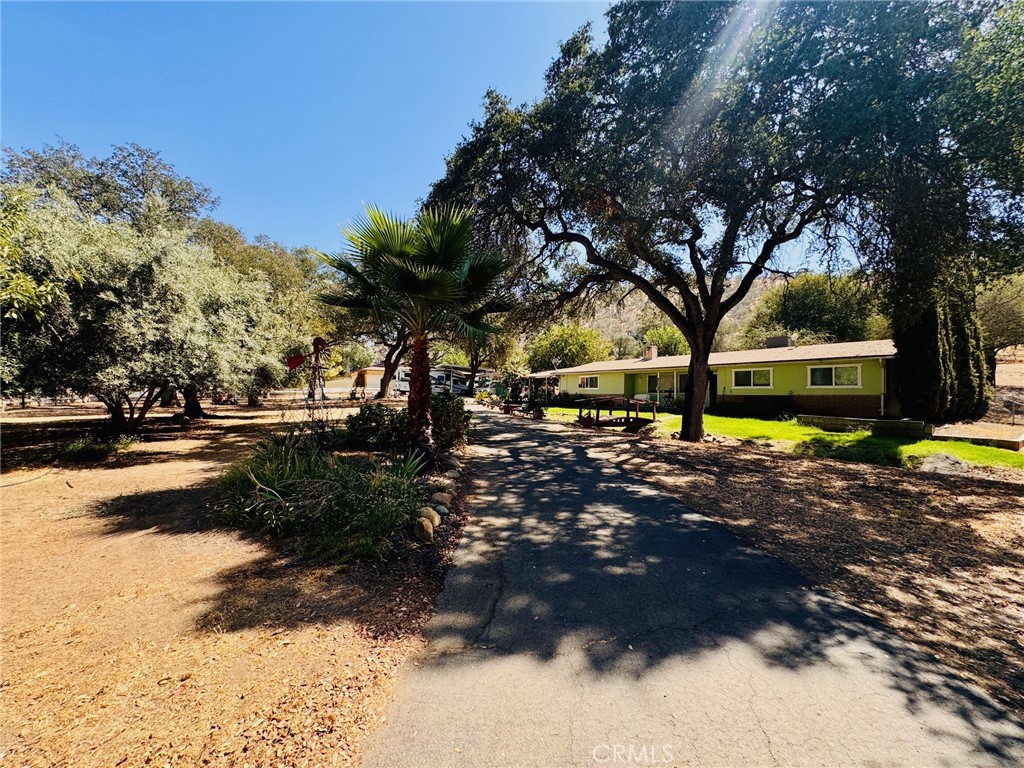 16221 Mustang, Springville, CA 93265